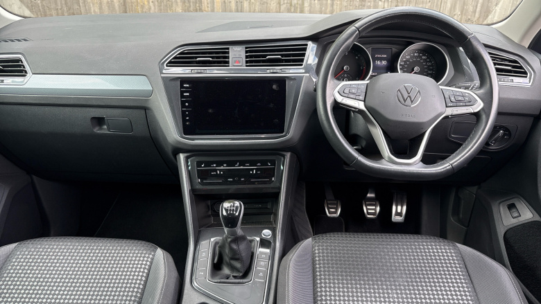 Volkswagen Tiguan 2.0 TDI Active 5dr Diesel Estate